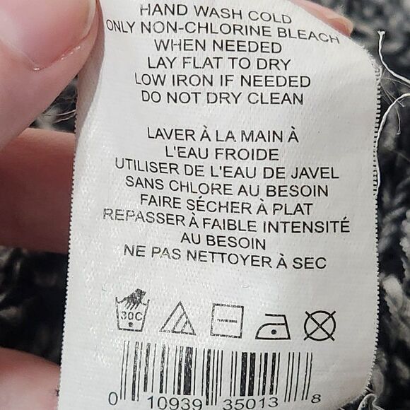 Jessica Simpson Maternity Sweater Size L - Picture 13 of 13